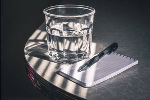 glass of water for hair porosity test